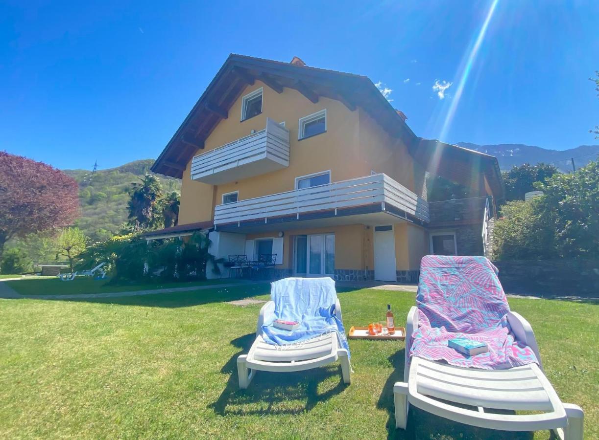 Bellavista A Garten Appartement Mit Pool Colico Exterior photo